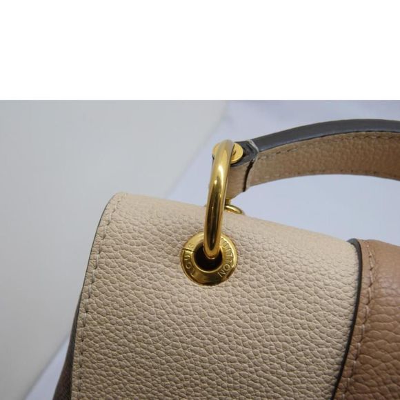 Louis Vuitton Clapton Backpack - Picture 8 of 10